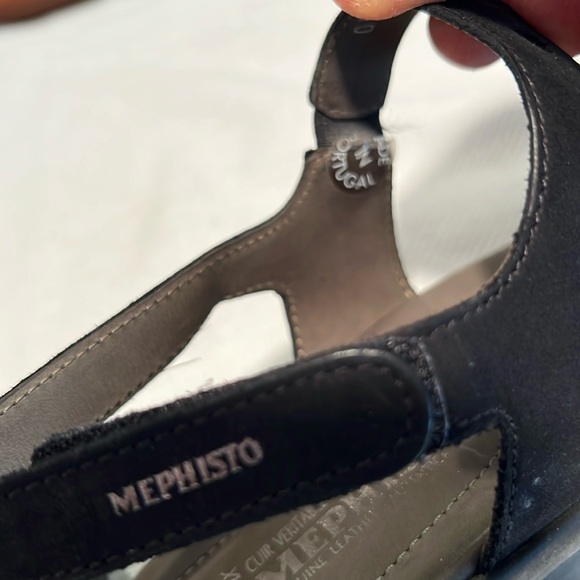 Mephisto Phiby Perf sandals Size 40, black. - Picture 9 of 13